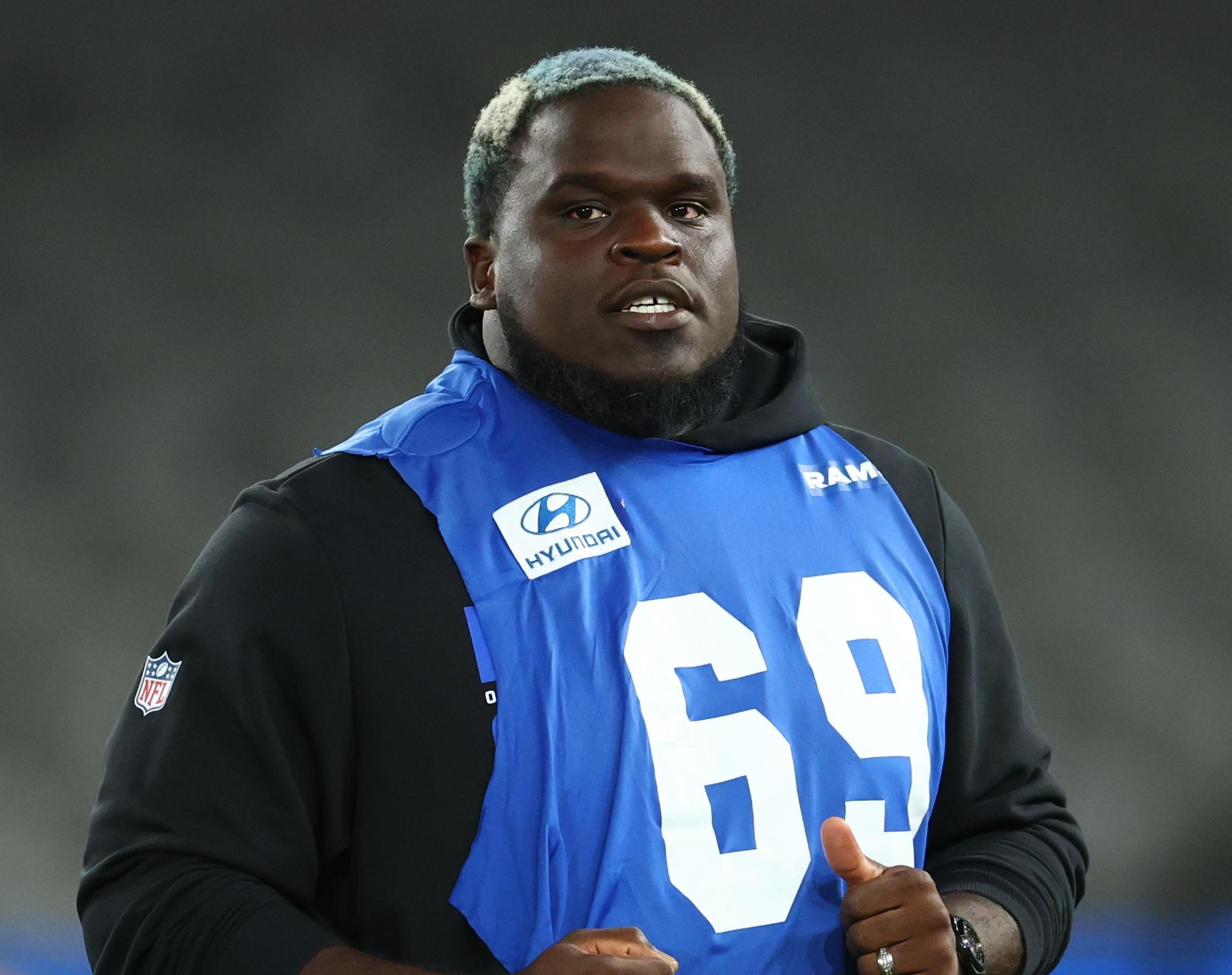 Kevin Dotson struggling in pass protection?
