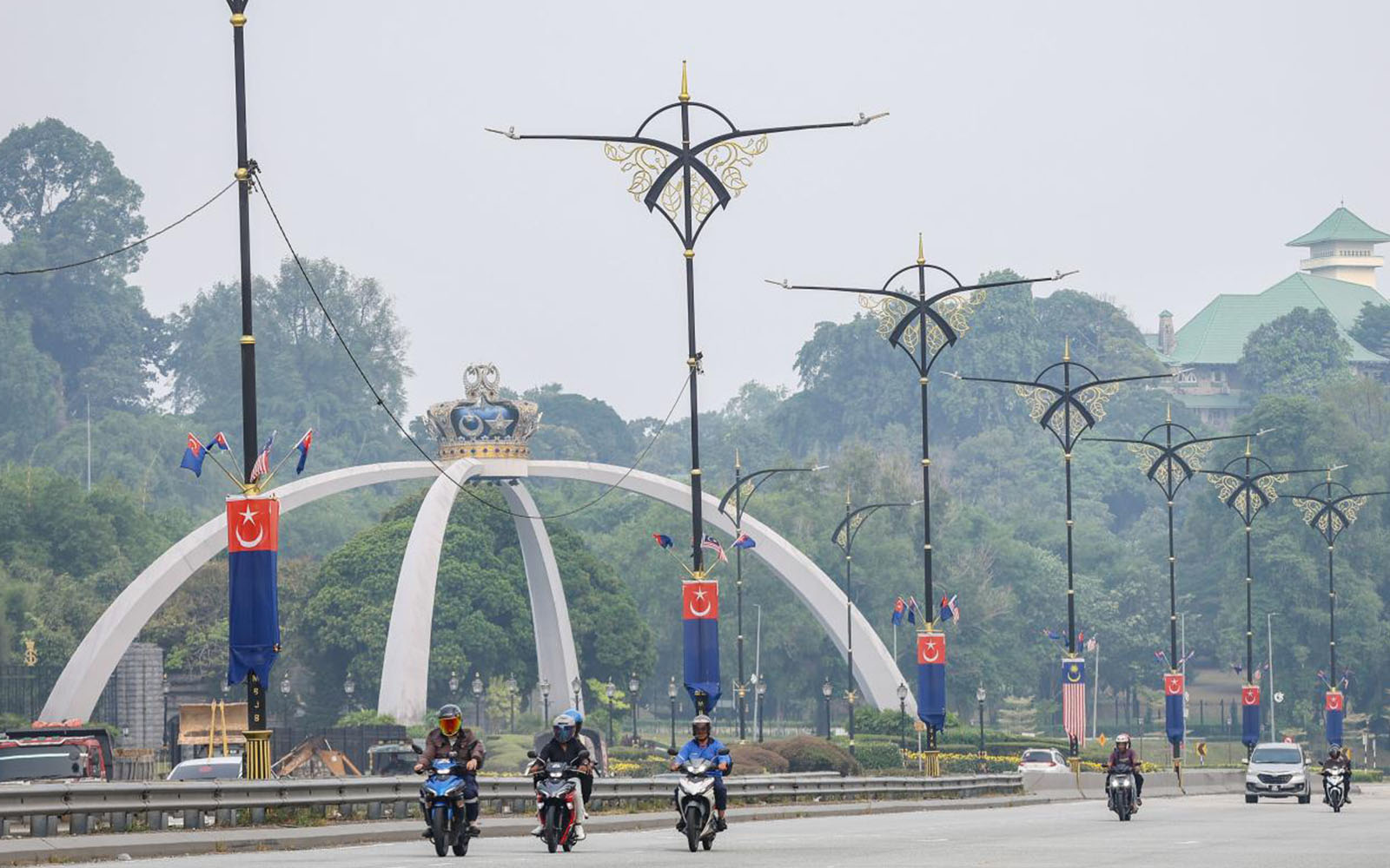 Now Johor hit by unhealthy air quality