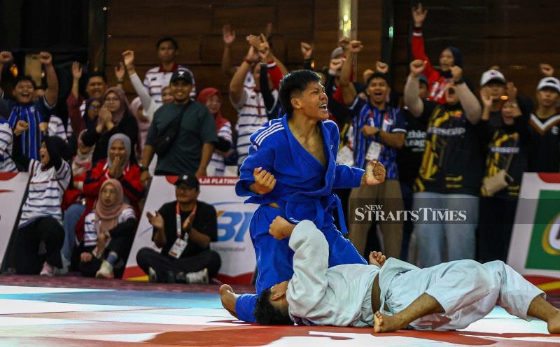Jack of all sports, Rayqal strikes historic Sukma gold