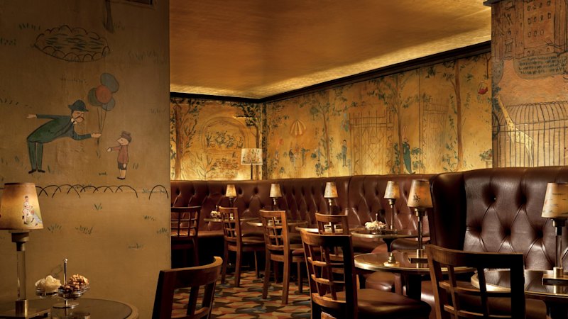 ‘You’ll see someone famous’: Visit this bar for one of the last old-school NYC experiences