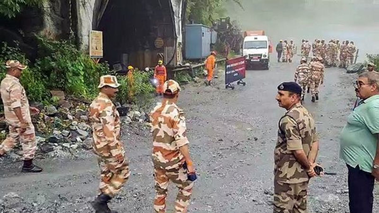 Uttarakhand tunnel accident: Death toll rises to 8, search on for 2 more workers