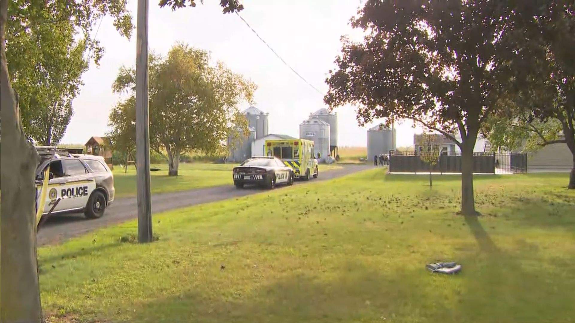 4 killed after helicopter crashes in field near Montreal