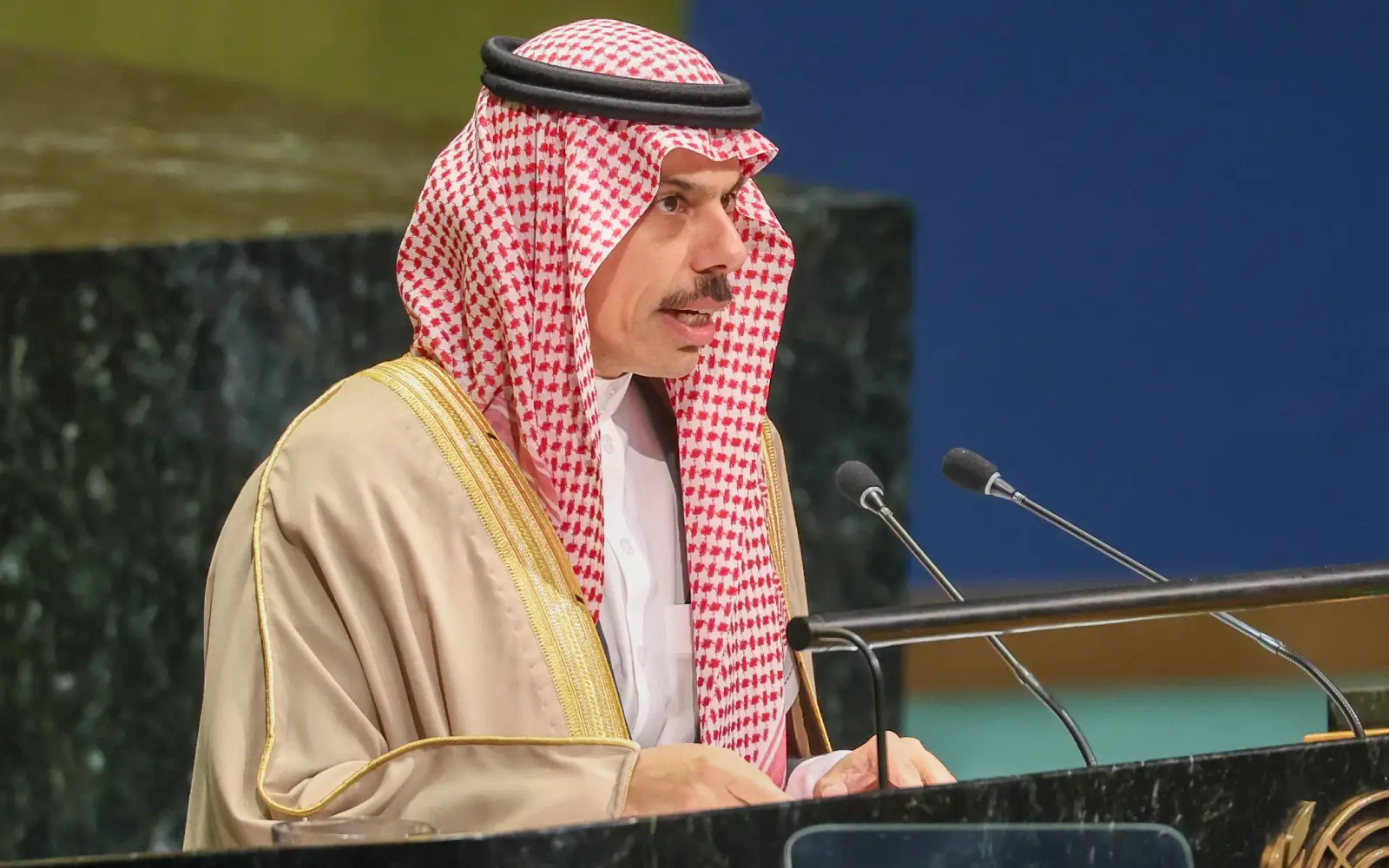 Saudi Arabia warns world failing to protect Gulf shipping