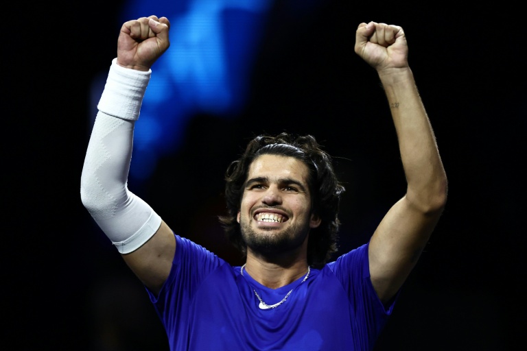 Alcaraz saves match points to keep Europe ahead in Laver Cup