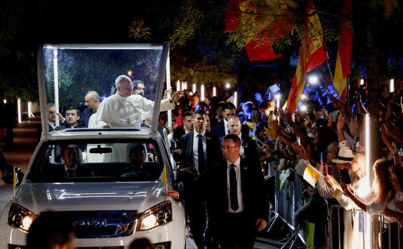 Pope prays at Lourdes after huge Paris mass