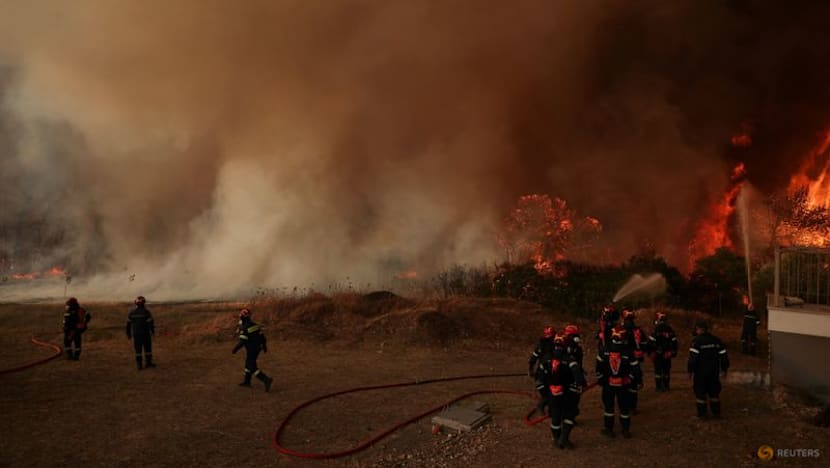Wildfire flares up again in Greece as water bombers deployed