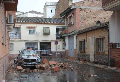 Panic in Granada as magnitude-5 earthquake shakes city, damages homes and sends residents fleeing