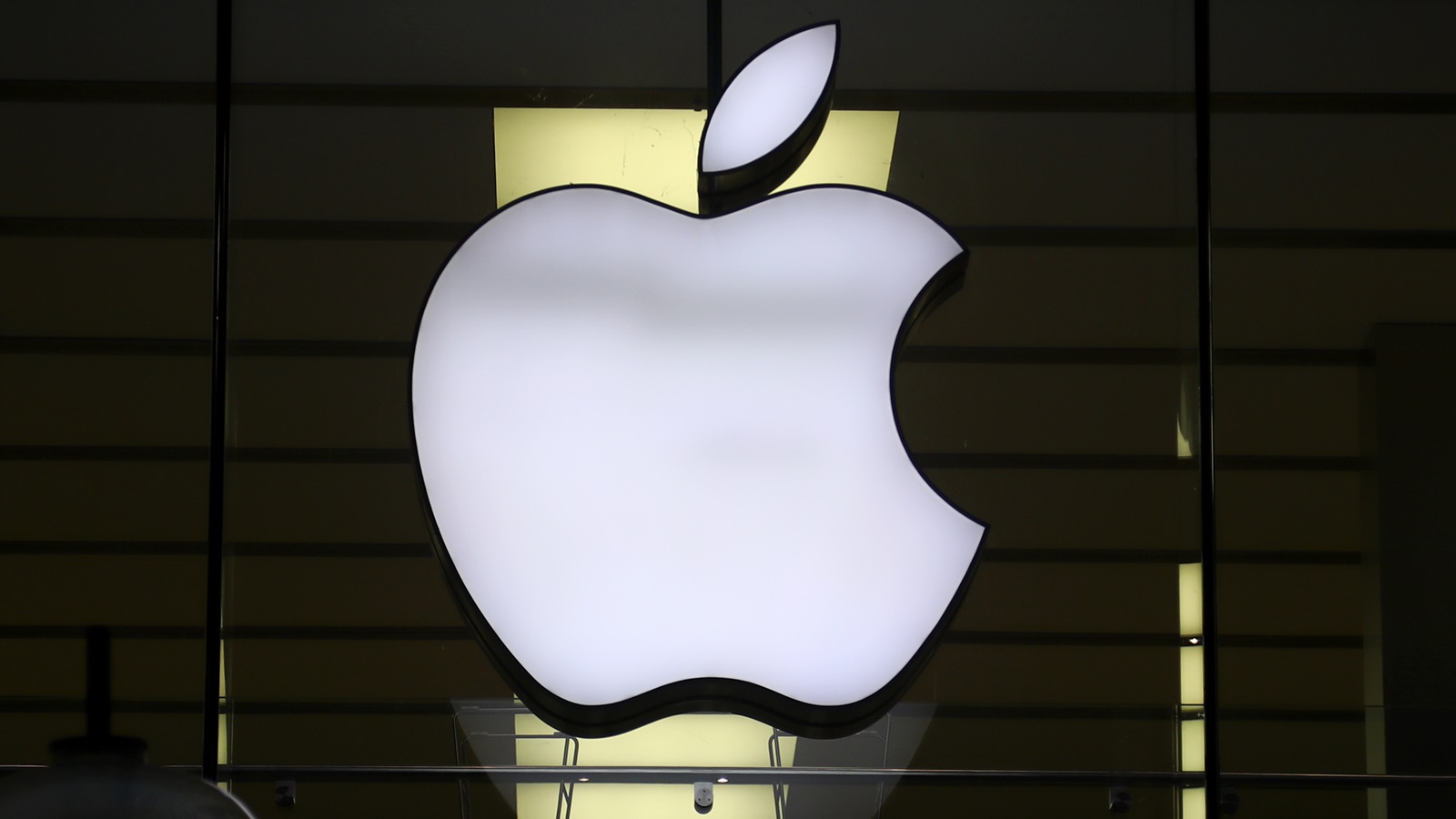 US jury says Apple owes record $5.7 billion in haptic technology patent case