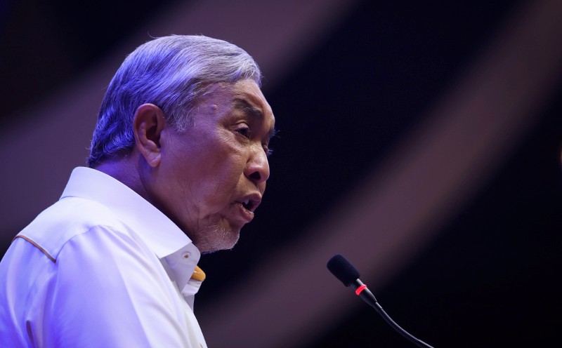 Zahid gives MB mandate to resolve Negri political crisis