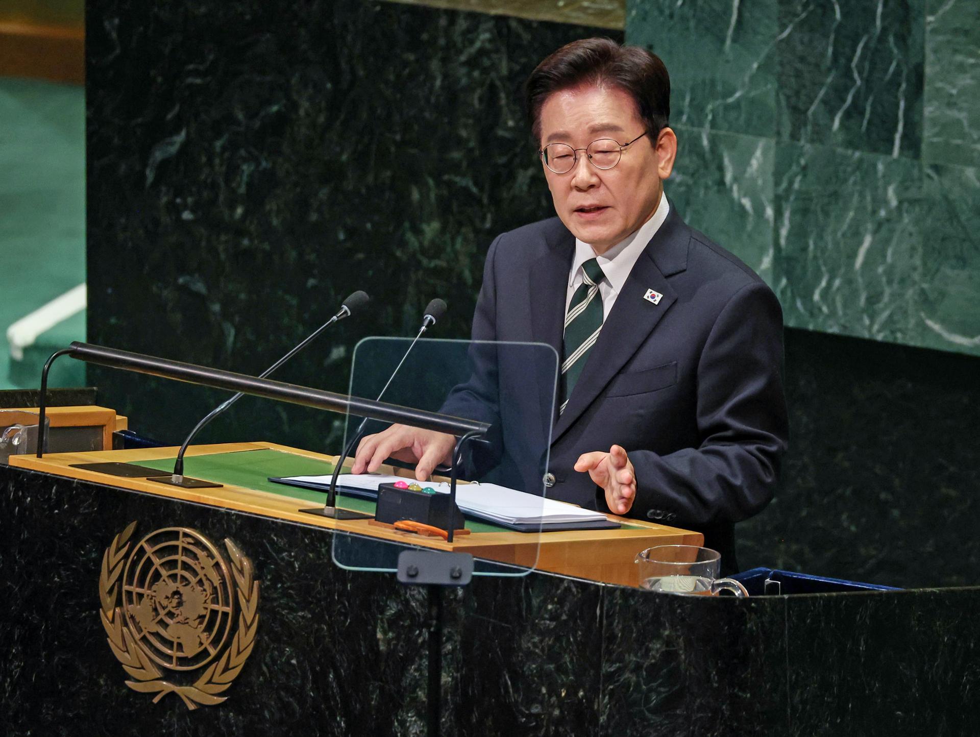 Lee's UN, Mexico trip overshadowed by NK issues
