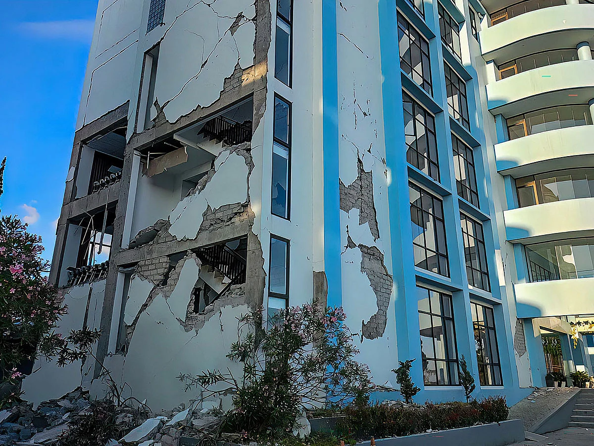 UAE expresses solidarity with Indonesia after deadly 7.7 magnitude earthquake
