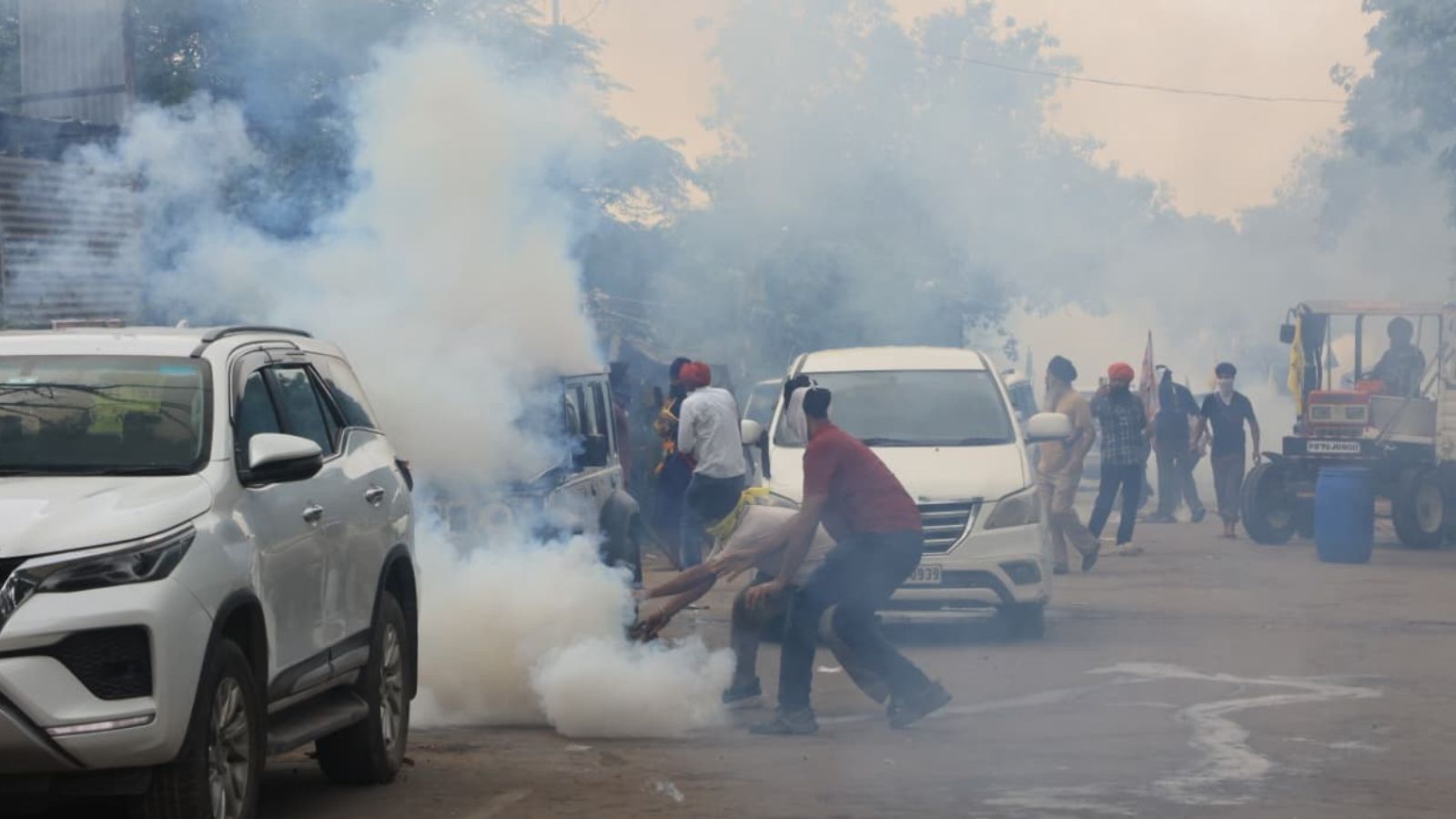 Chandigarh-Mohali border tense: Water cannons, tear gas used to stop protesters