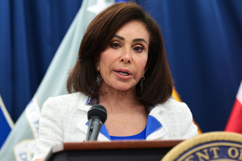 Trump Reportedly Considers Firing Jeanine Pirro Over Reflecting Pool—Says She ‘Choked’