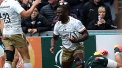 Saracens edge out Leicester despite Isiekwe red