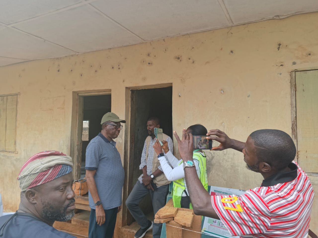 Heavy security presence at Fadahunsi’s polling unit, lawmaker yet to vote