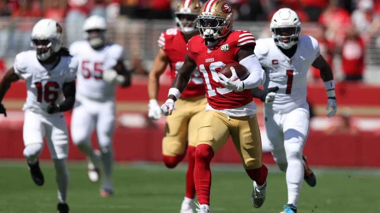 Watch 49ers flawlessly pull off hook-and-ladder play for crazy Deebo Samuel touchdown