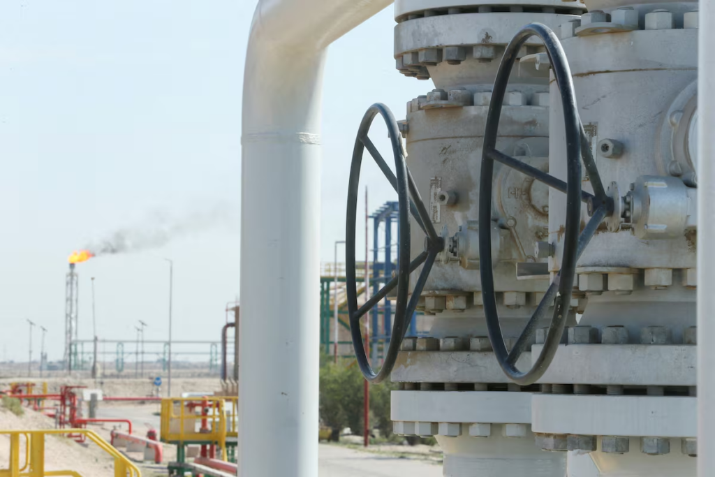 Oil heads higher as US-Iran peace talks in stalemate