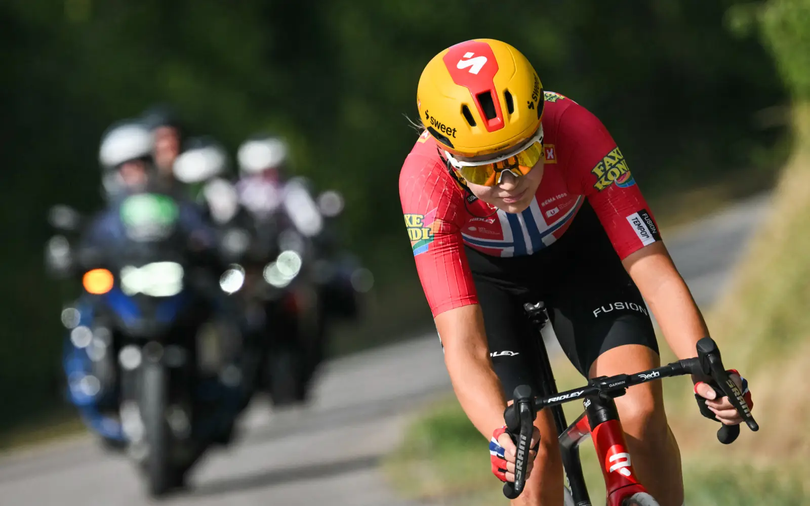 Norway’s Haugset wins stage 3 to claim Tour de France Femmes lead