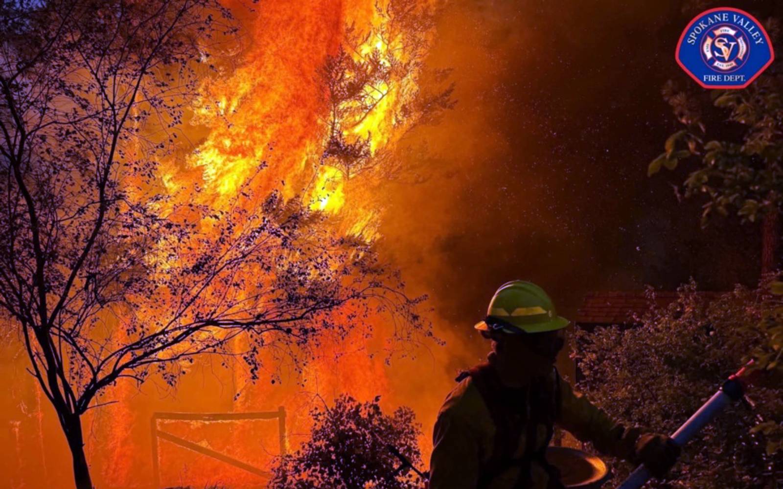 US northwest battles wildfires after Spokane neighbourhoods scorched
