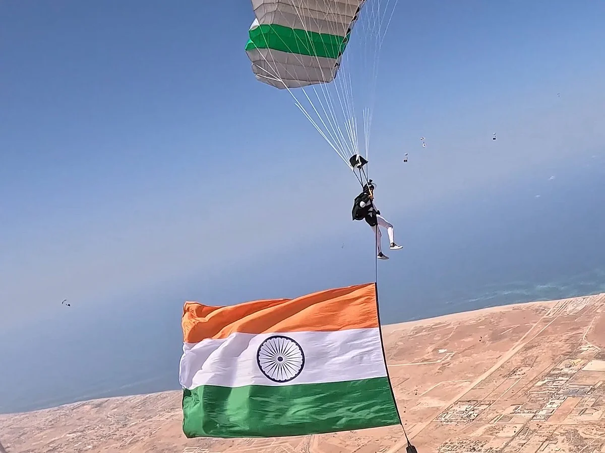 Watch: Three Indian expats in UAE fly Indian flag at 13,000ft in Guinness World Records skydive