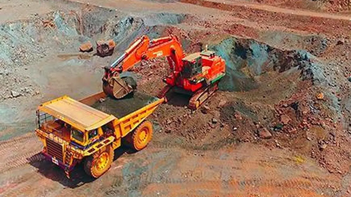 NMDC commissions ₹5,427 crore iron ore processing complex in Chhattisgarh; stock slides 2%