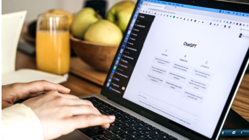 I tried the viral '/human' ChatGPT trick and it actually fixed robotic writing