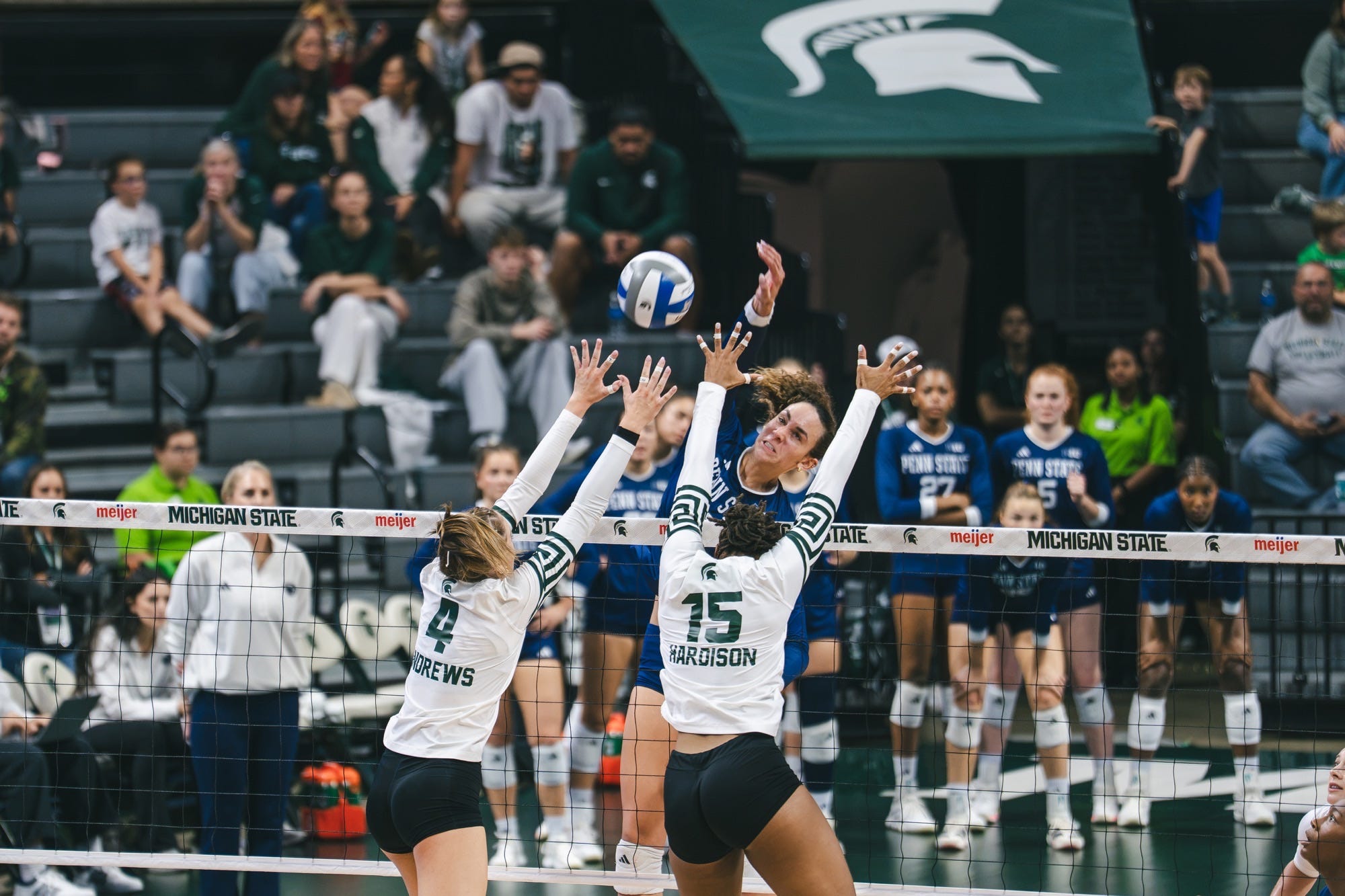 Michigan State volleyball takes control against Penn State for signature win of Kelsay's tenure