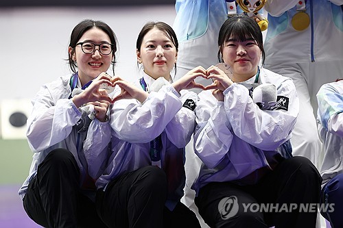 (Asiad) S. Korea goes goldless for 1st time; silver medals come from shooting, kurash, diving