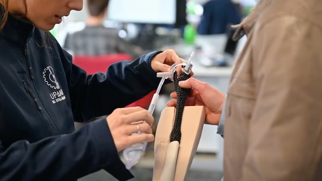 The world’s first ‘space-age’ bone that saved a Madrid patient’s leg from amputation