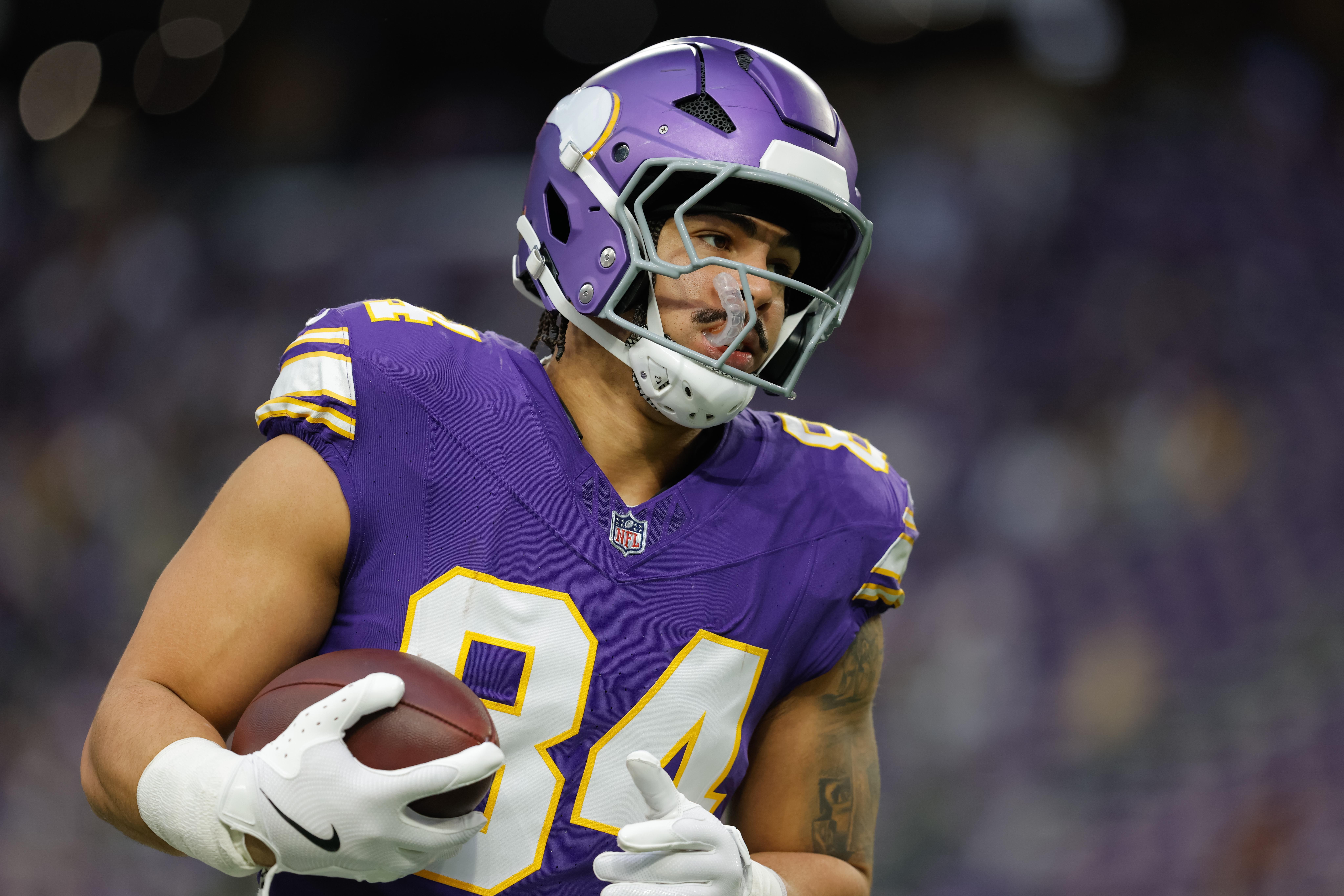 The Vikings Could Be Without Josh Oliver For A While