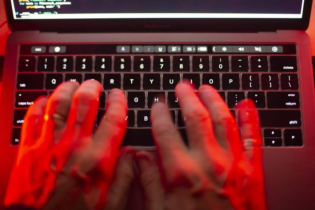 Hate-motivated online comments result in charge for Kingston resident: police