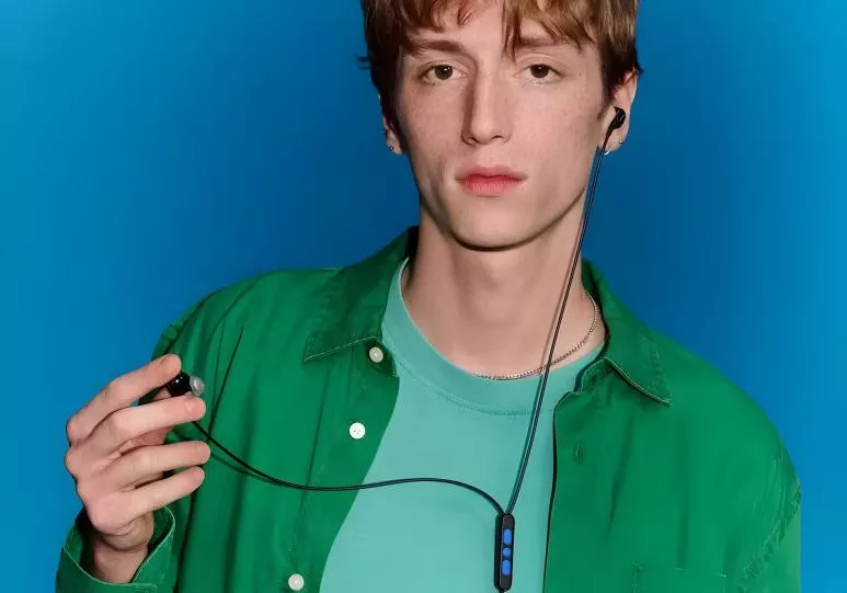Bose is bringing back wired earbuds as teens ditch Bluetooth