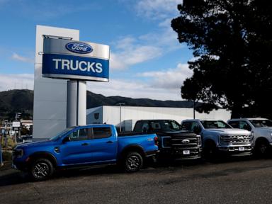 Trump administration rolls back fuel economy standards for automakers