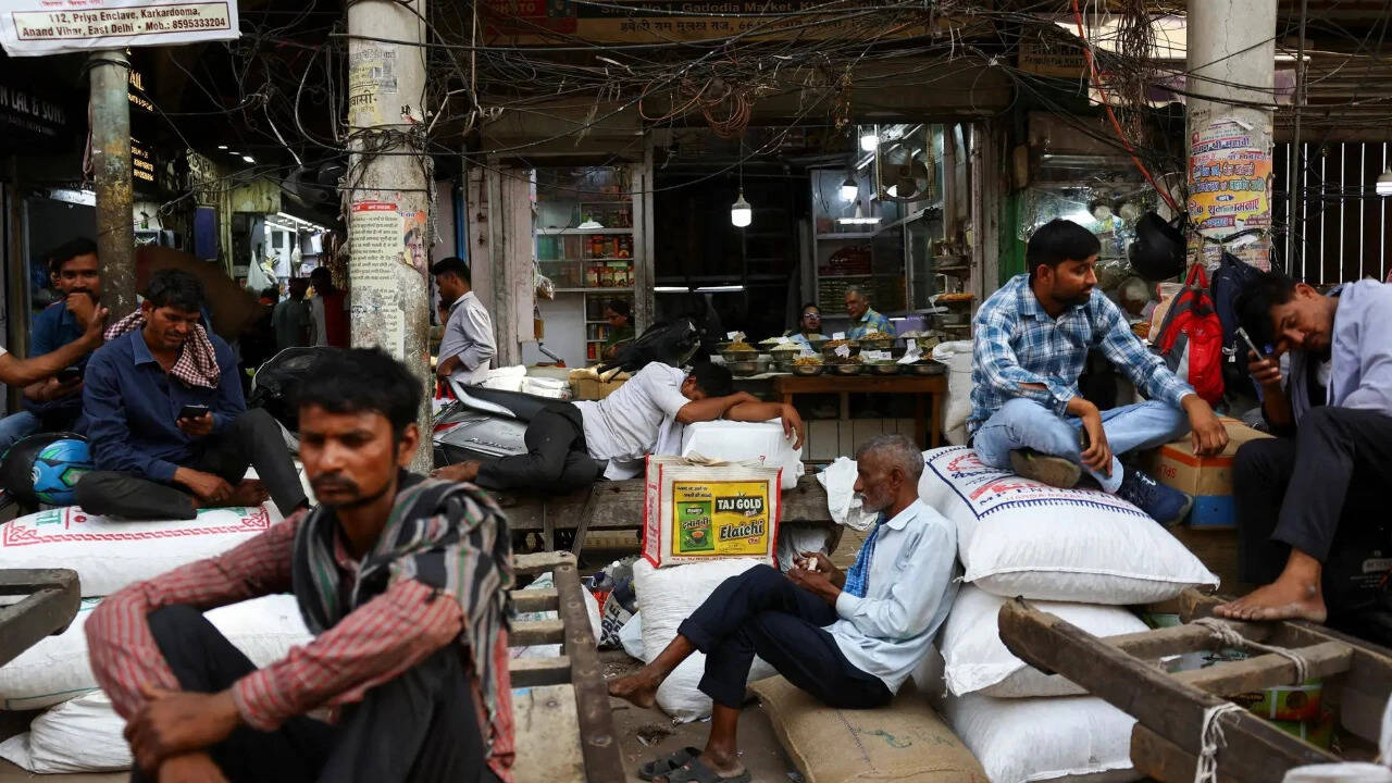 UNFPA report: Low wages, poverty, debt drive migrant workers to seek better lives