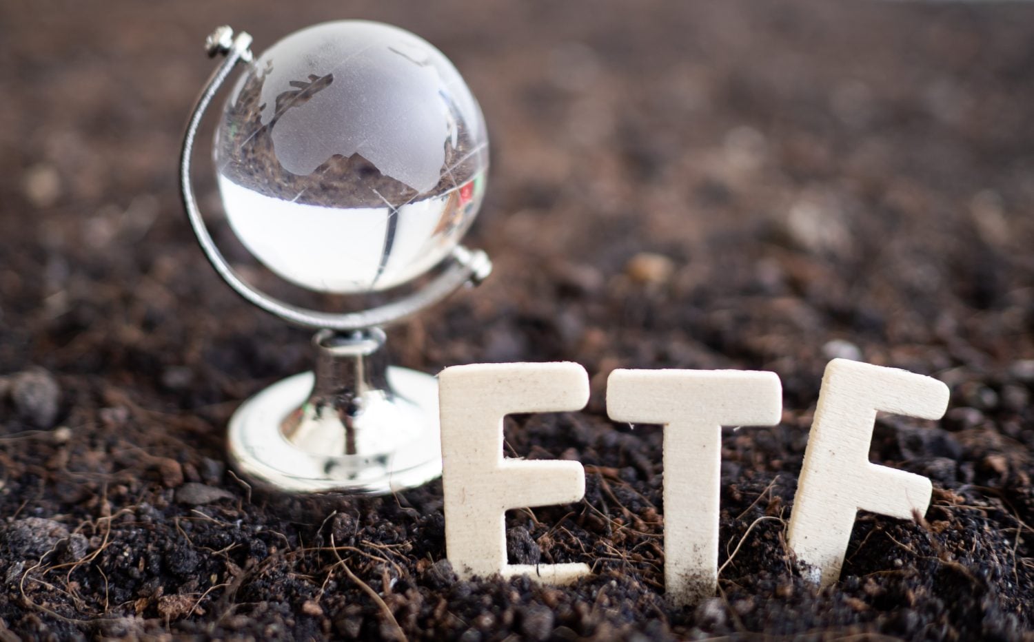 How Much You Need in These 3 Monthly Dividend ETFs to Double the Average Social Security Check