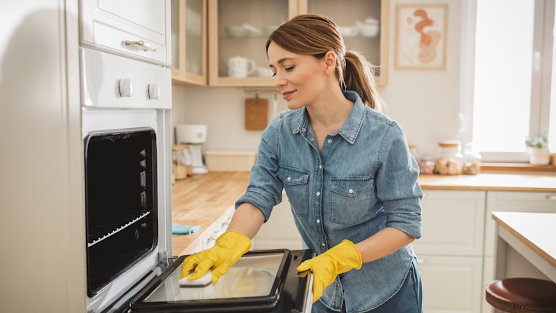 How to clean your oven in five easy steps