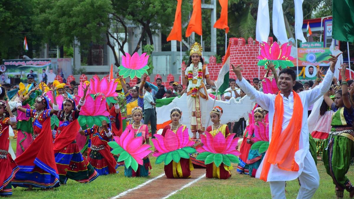 Independence Day celebrations highlight progress, honour freedom fighters