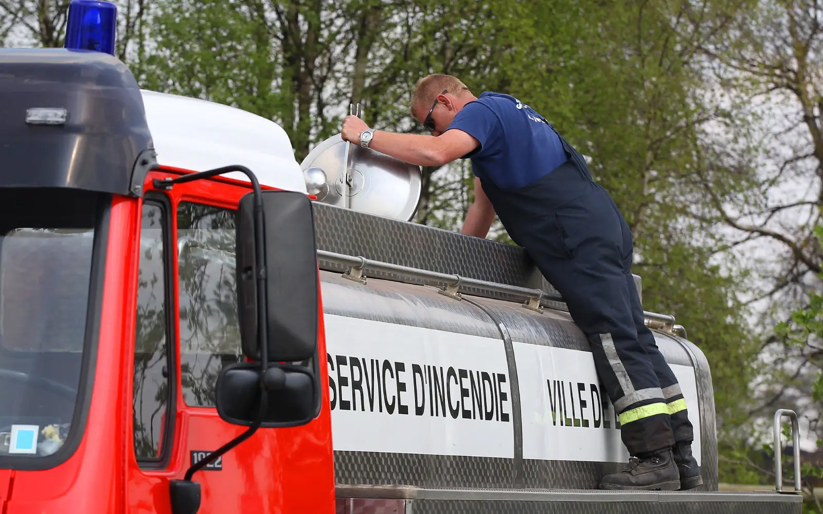 Belgium tackles fast-growing wildfire as it burns through 1,600 hectares