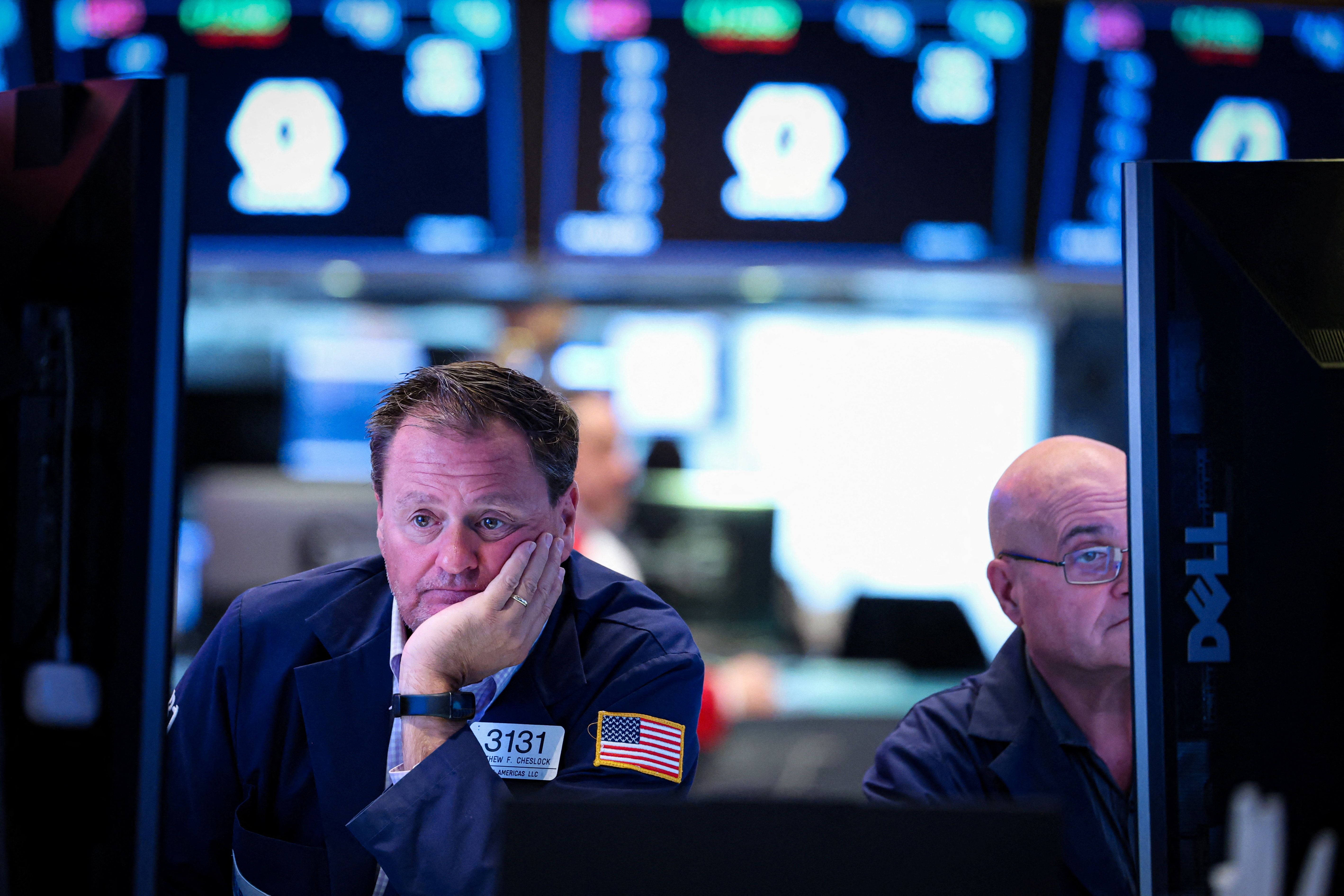 Bond selloff deepens on oil fears