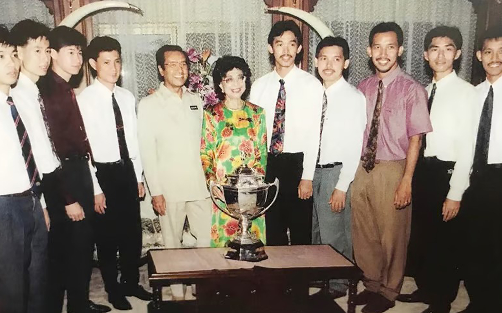 Sentuhan keibuan Hasmah buat badminton Malaysia