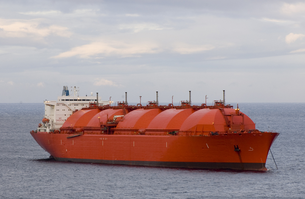 Is Cheniere Energy the Best Bet to Play the Global LNG Boom?