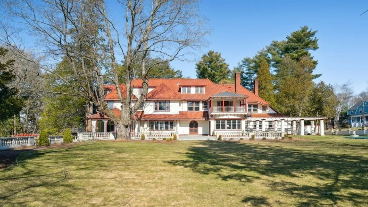Scandal-built 1914 Massachusetts mansion listed for $3.5M with ballroom