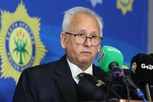 Taxpayers fork out R6.18m for Mchunu and Cachalia’s pay