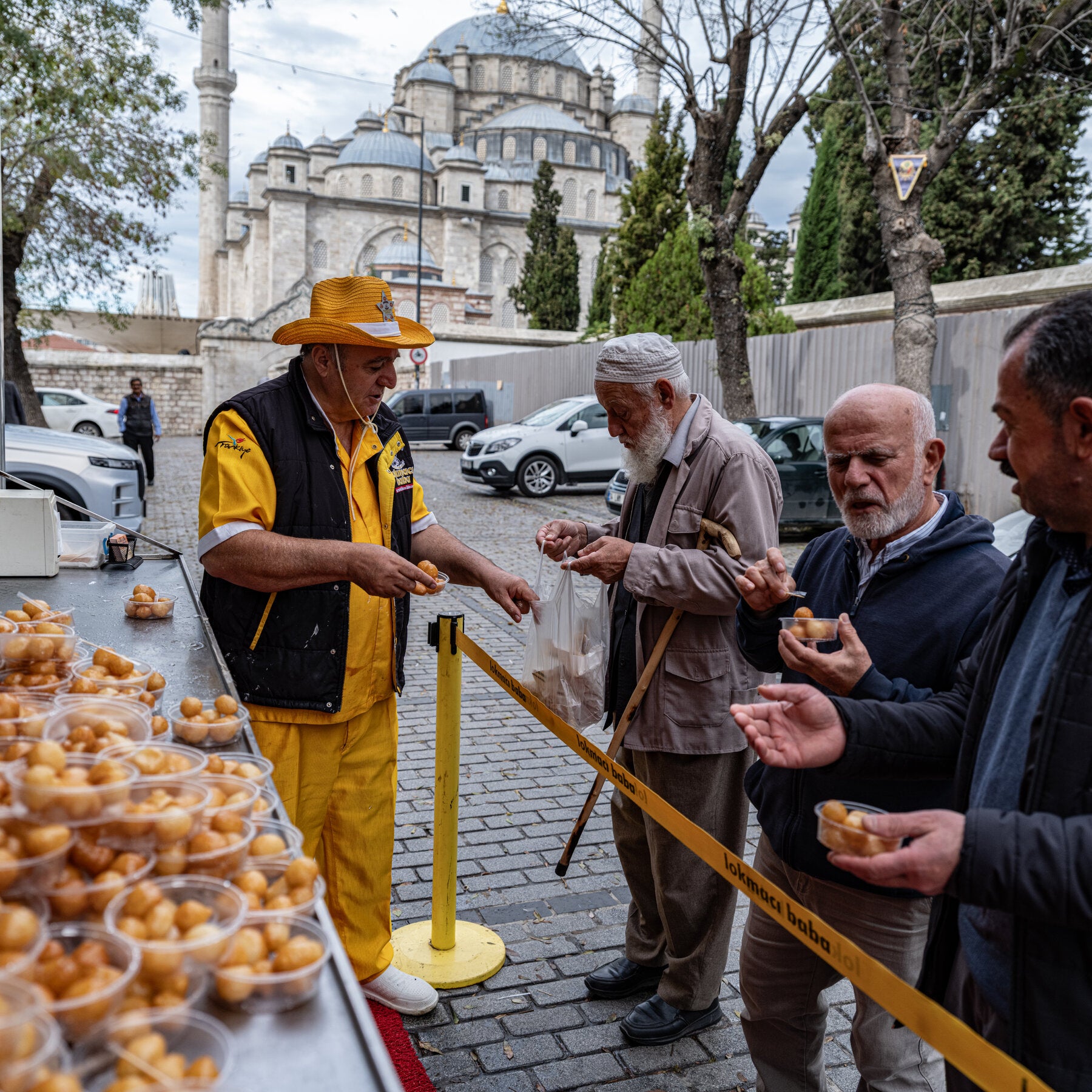 A Turkish Doughnut Maker Whose Sweets Honor the Dead