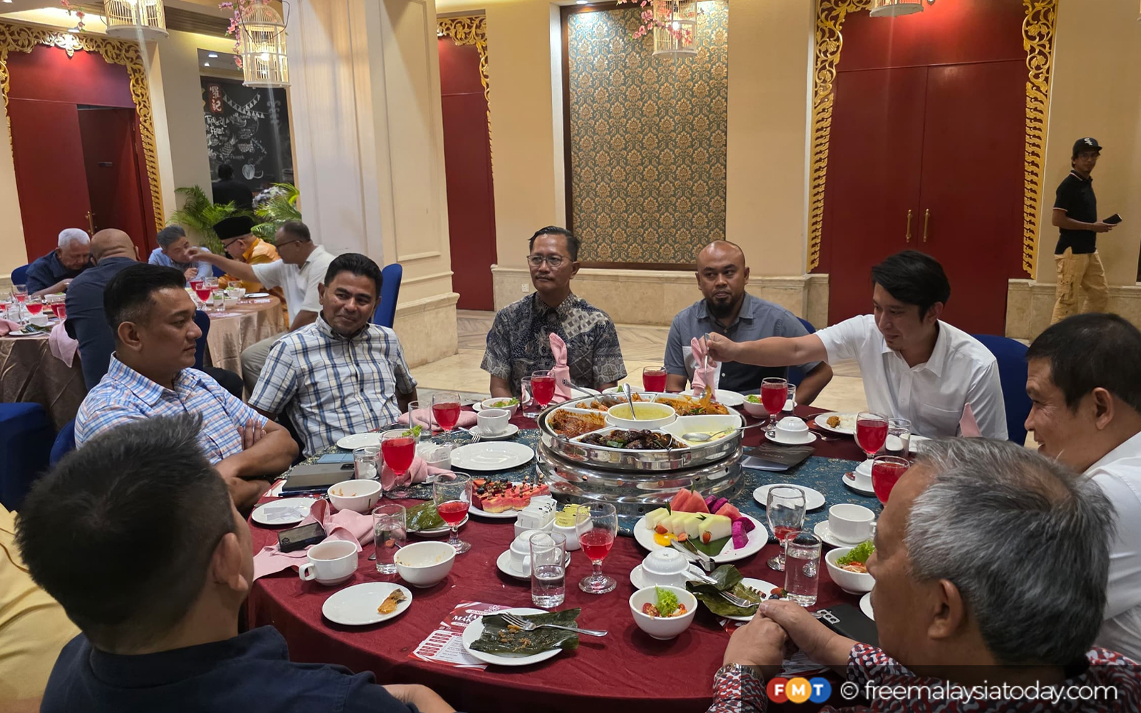 Fahmi plays down Melaka PH-Bersatu dinner, says no formal talks yet