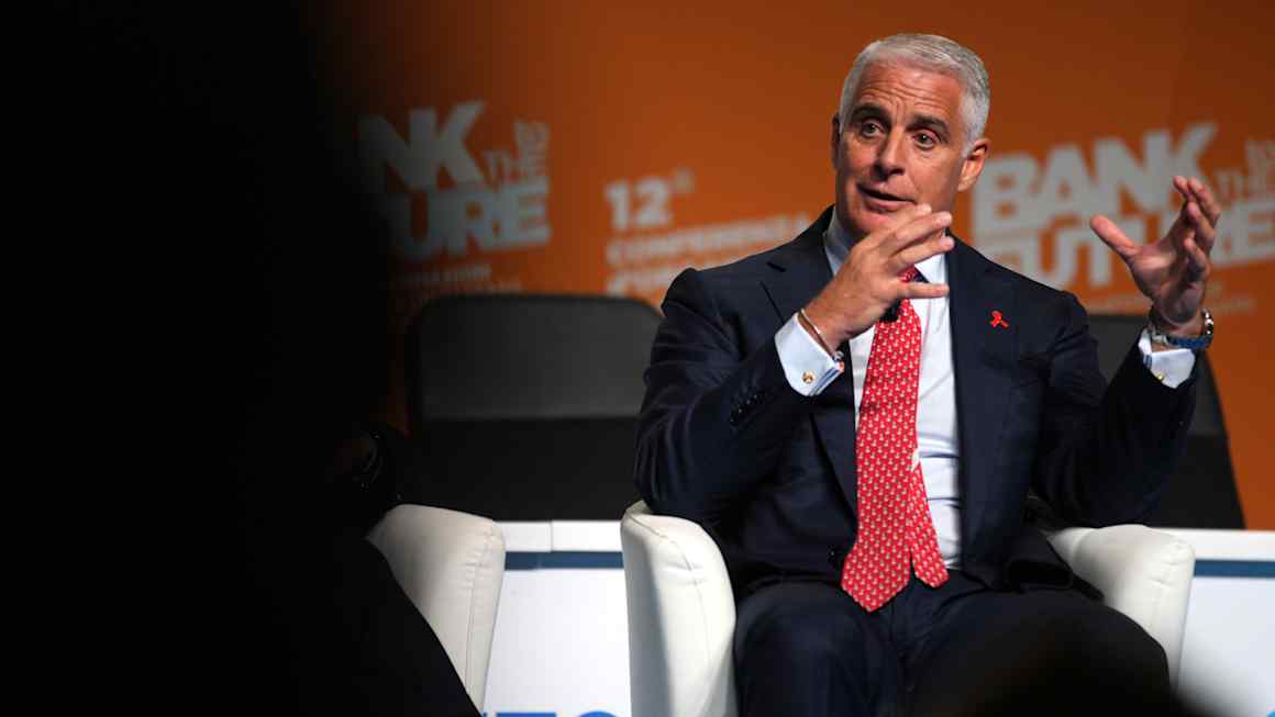 Unicredit’s Orcel moves to seize control of Commerzbank within months