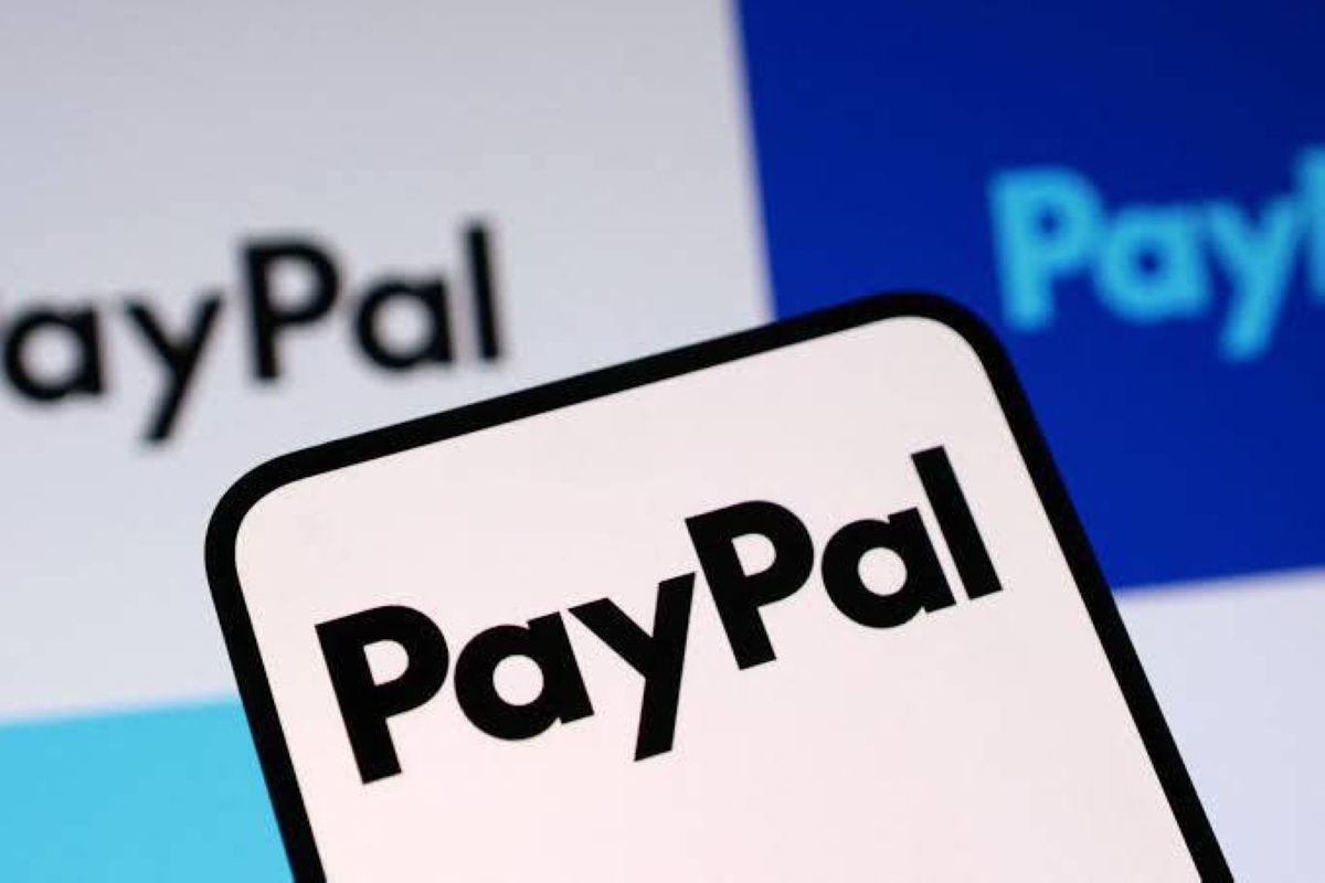 PayPal in talks with Stripe and private equity firm over sale