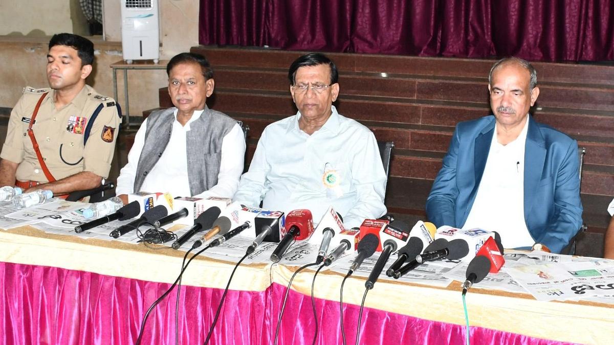 80% of crops damaged in Gadag district, says Basavaraj Rayareddi
