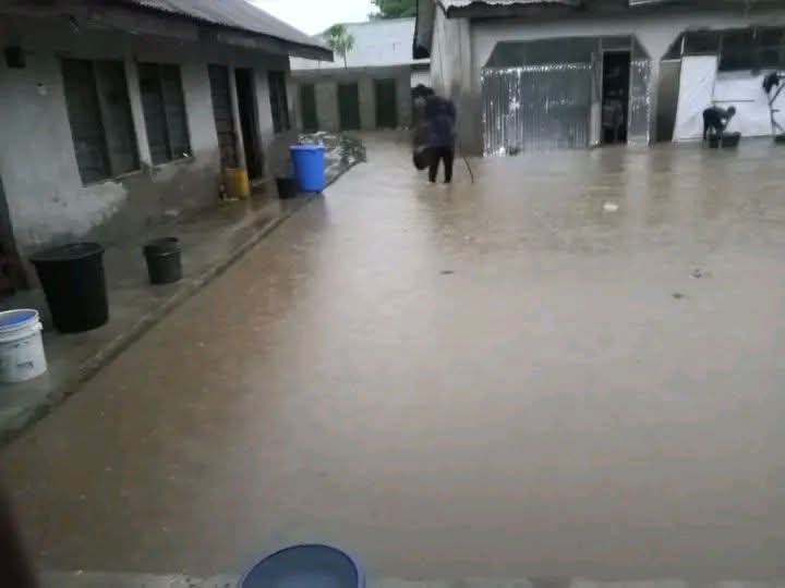 Flood fear: Anambra parents keep children at home
