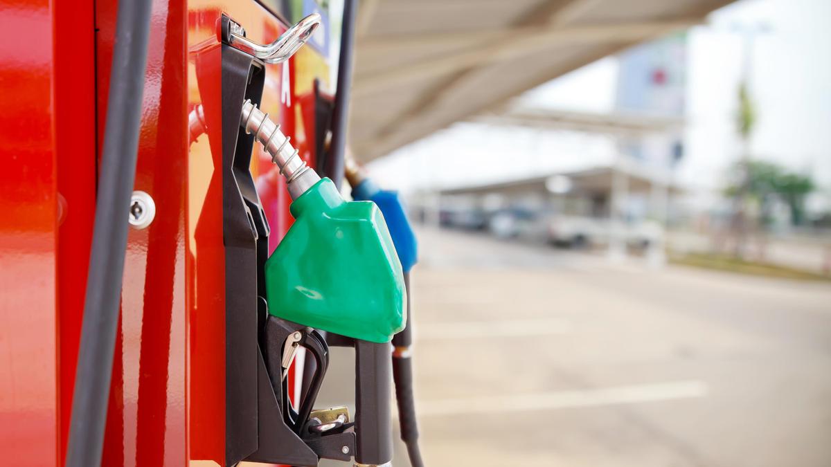 Fuel rationing begins at India’s Reliance, Nayara pumps as crude prices surge